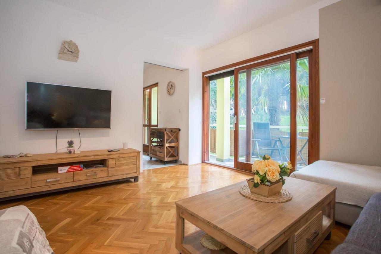 Apartment Mauro Poreč Exteriör bild